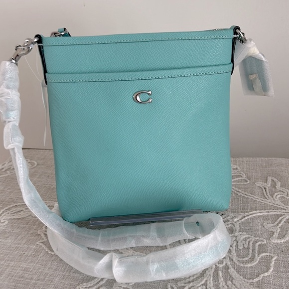 Coach NWT Kitt Teal Crossgrain Leather Messenger Bag - Picture 1 of 9